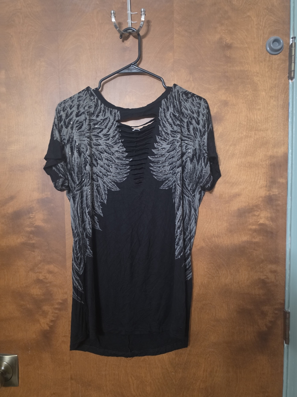 Women's Black Short Sleeve Graphic Top with Feather Detail